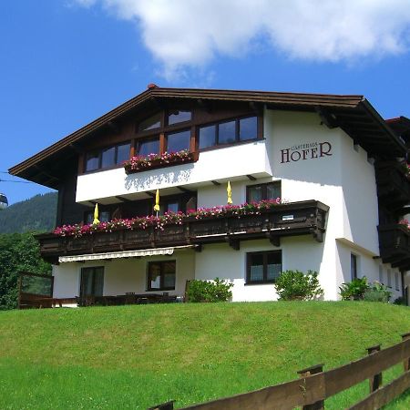 Gastehaus Hofer Apartment Brixen im Thale Exterior photo